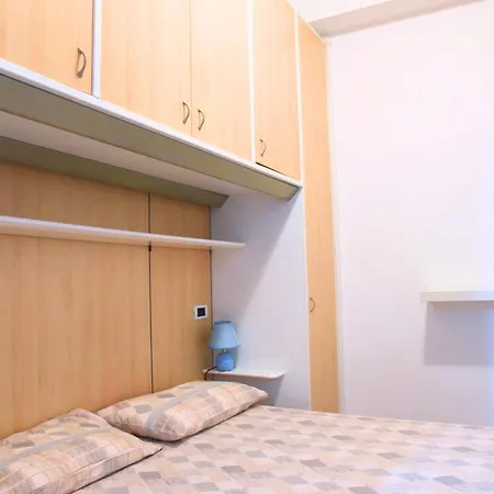 Se204 - Senigallia, Comodo Bilocale Fronte Mare Appartement *